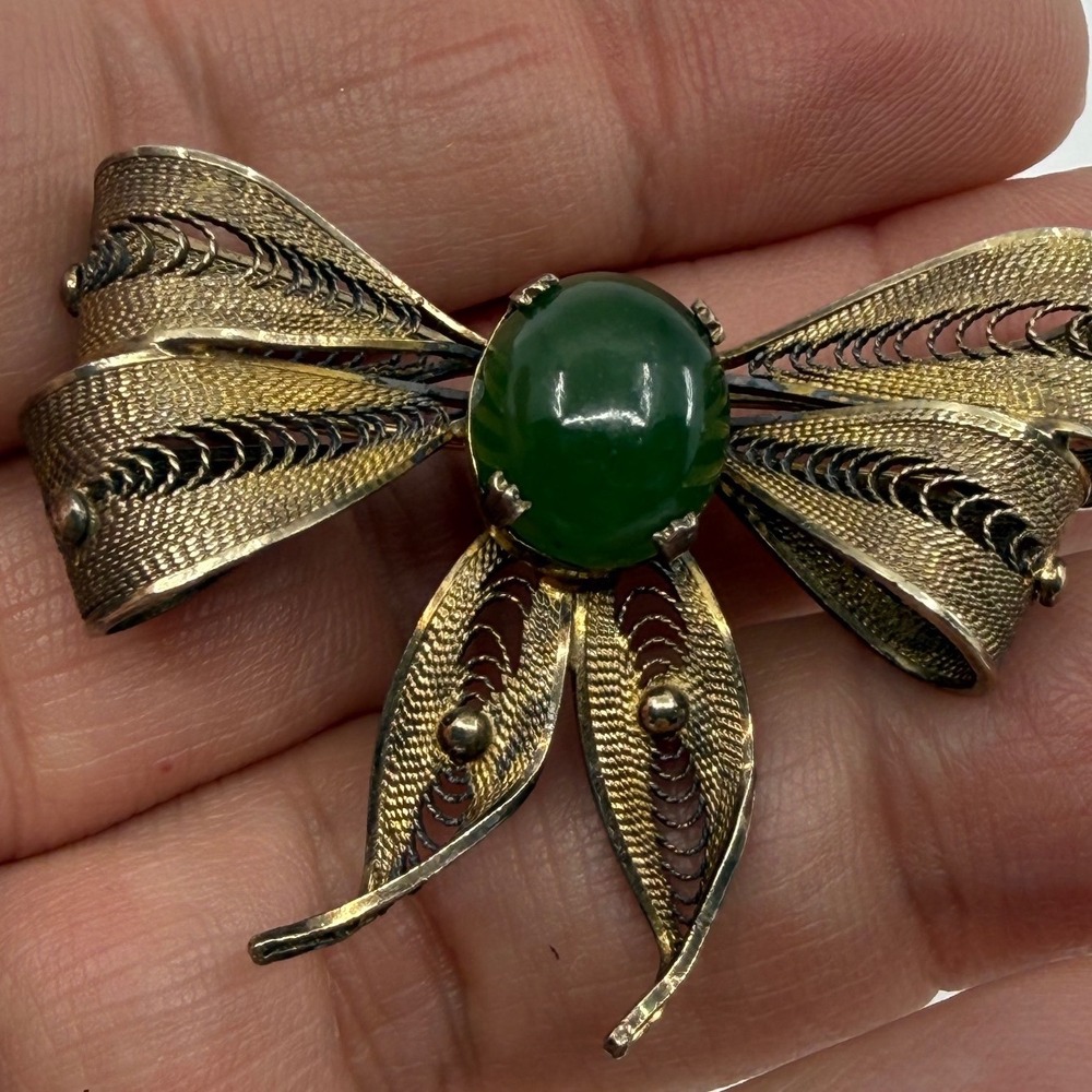 Sorrento Vintage Sterling Silver Gold Wash Filigree Jade Bow Brooch Pin